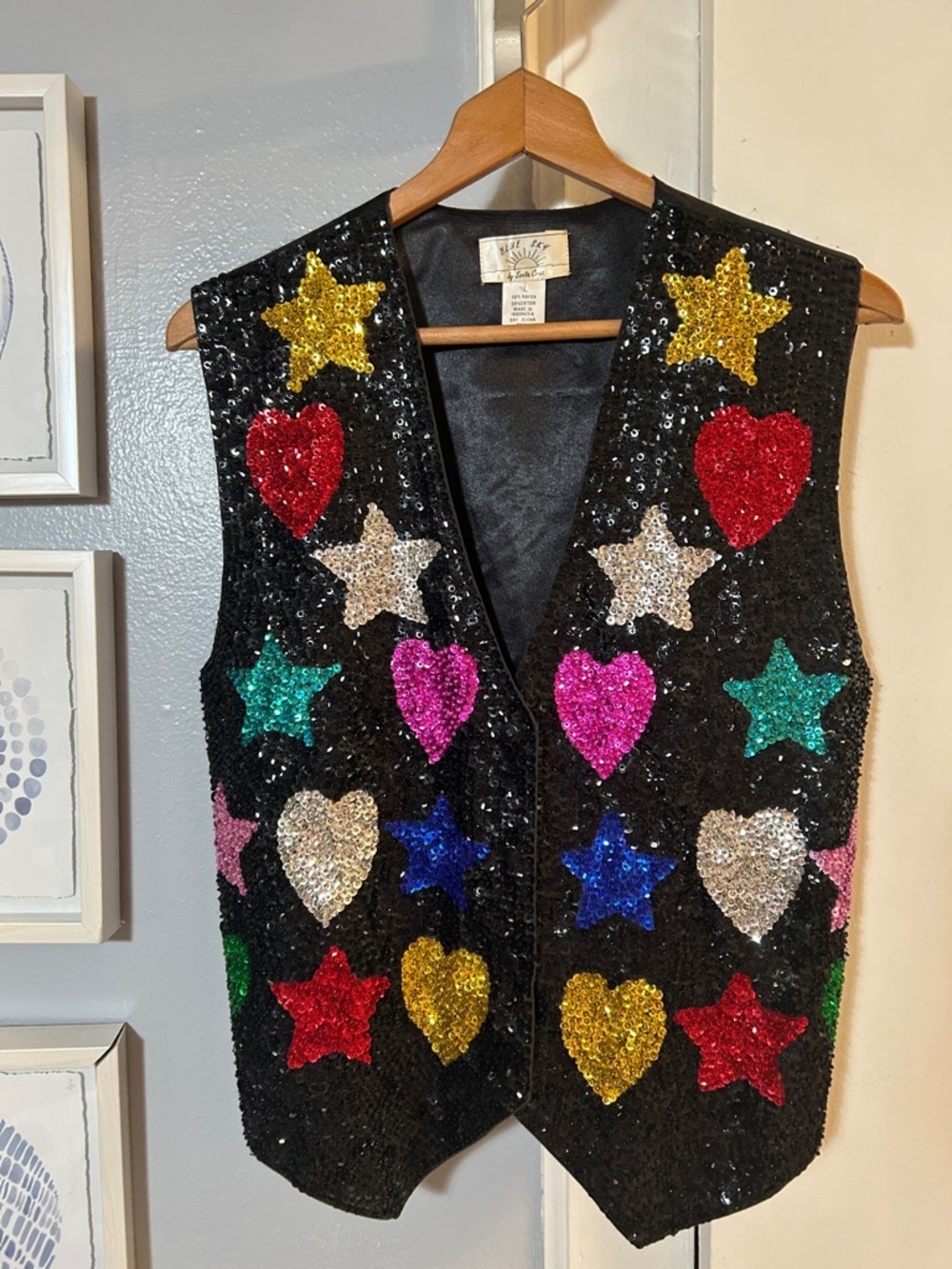 Vintage Blue Sky by Santa Cruz Sequined Black Vest Colorful Heart & Star Size L